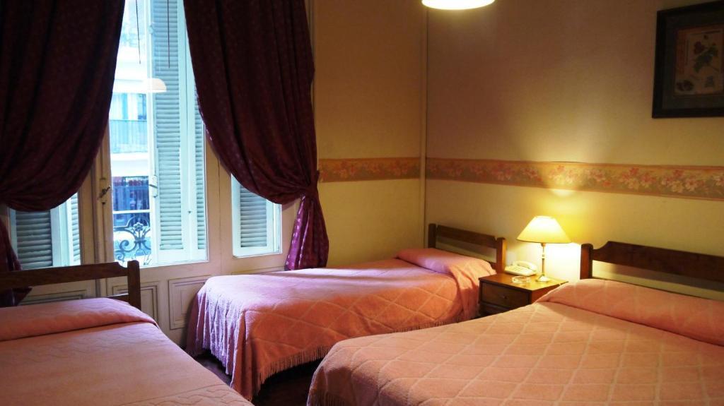 Hotel Gran Sarmiento Буенос Айрес Стая снимка