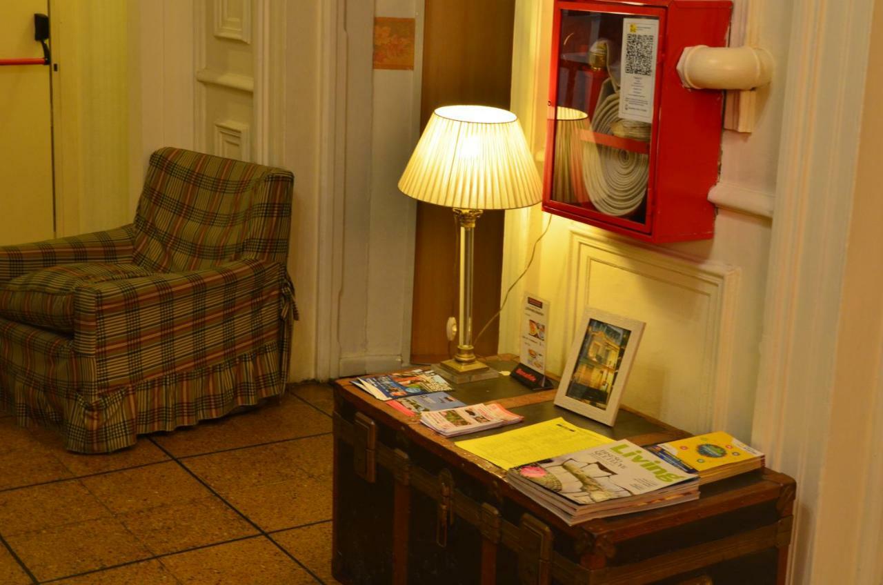 Hotel Gran Sarmiento Буенос Айрес Екстериор снимка